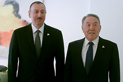 Нужно ли Назарбаеву и Алиеву спасать Эрдогана... Евразия должна стать центром новой тюркской идентичности