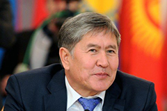 Рокировка Атамбаева... Как киргизский президент планирует остаться у власти в ближайшие четыре года