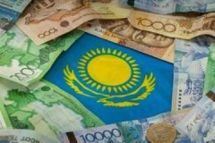 Президент Казахстана заявил, что доходы страны упали на 40%