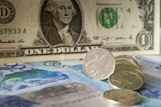 Курс доллара в Казахстане установил новый антирекорд в 322 тенге