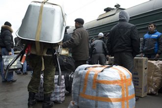 Трудовая миграция из Центральной Азии в Россию продолжает идти на спад