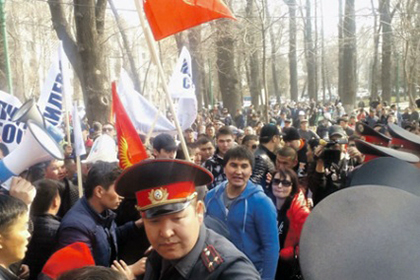 В Киргизии недовольных отправляют за решетку