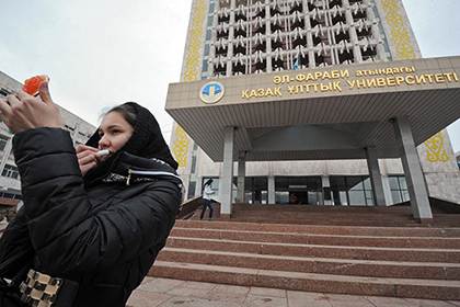 Беспредельный Qazaqstan. Казахским националистам не нравится кириллица, но приглянулись российские земли