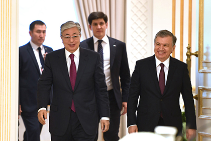 Токаев получил поддержку Ташкента. Президент Казахстана назвал приоритетными отношения с Узбекистаном