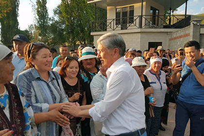 Экс-президенту Киргизии грозит пожизненное заключение