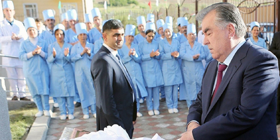 Таджикистан поставил региональный рекорд по смертности от COVID-19