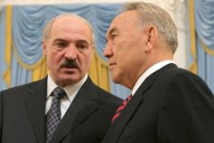 Минск и Астана боятся диктата Москвы… Лукашенко и Назарбаев разошлись во взглядах на интеграционное строительство