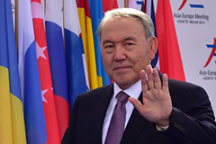 Есть ли у Назарбаева план?..  Политолог Аждар Куртов — о том, сумеет ли Казахстан помирить Россию с Украиной