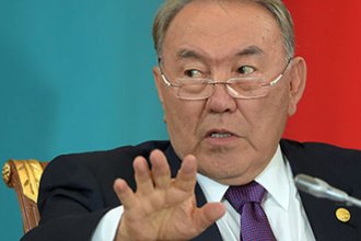 Назарбаев: признаки «цветных революций» проявились и в Казахстане