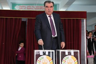 «Референдум выставил власти Таджикистана на посмешище»
