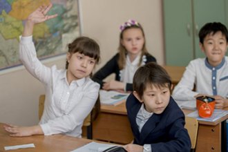 Не нужны знающие, нужны понимающие?.. Казахстанские школы начинают переход к модели функциональной грамотности