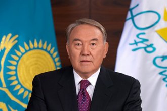 Назарбаев: Казахстанцам следует ценить мир и безопасность в стране