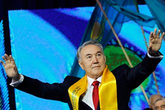 Назарбаев стал лауреатом премии «Человек года-2015» в номинации «Международные отношения» в России