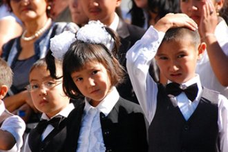 Министерство образования и науки РК: Три предмета будут преподавать во всех школах на казахском языке