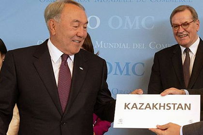 Казахстанский эксперт: При текущем состоянии госаппарата задача перехода на латиницу невыполнима