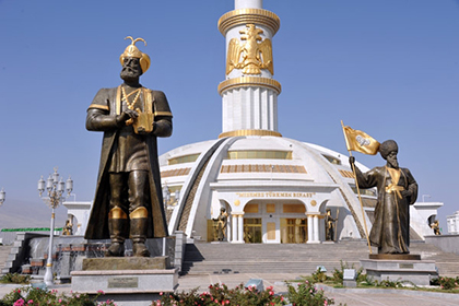 Независимому Туркменистану двадцать пять лет: цена авторитаризма