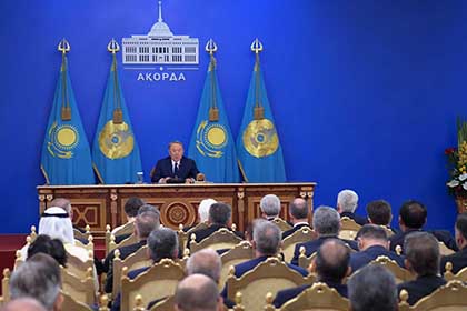 Назарбаев сожалеет о конфронтации между Россией и Украиной
