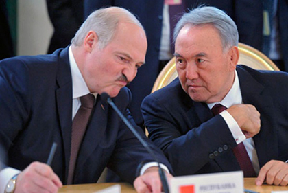 Назарбаев и Лукашенко будут мериться «миролюбием»