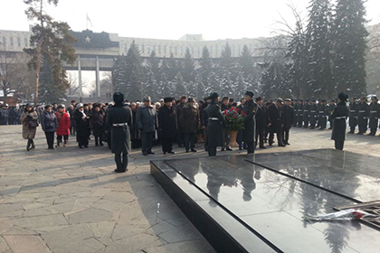 75 лет Сталинградской битве. Мемориальные мероприятия в Алма-Ате