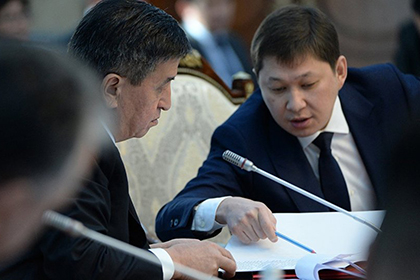 Киргизы опять собираются переписывать Конституцию. Правительство республики отправлено в отставку