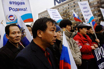 Трудовая миграция в Россию: страны СНГ обгоняют ЕАЭС