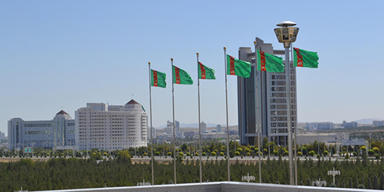 25-летие провозглашения нейтралитета Туркменистан отмечает в глубоком кризисе
