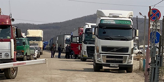 Патовая ситуация на таможенных границах Китая с Россией и Казахстаном