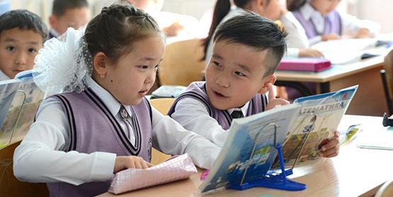 Кого раздражают казахские дети в русских классах?